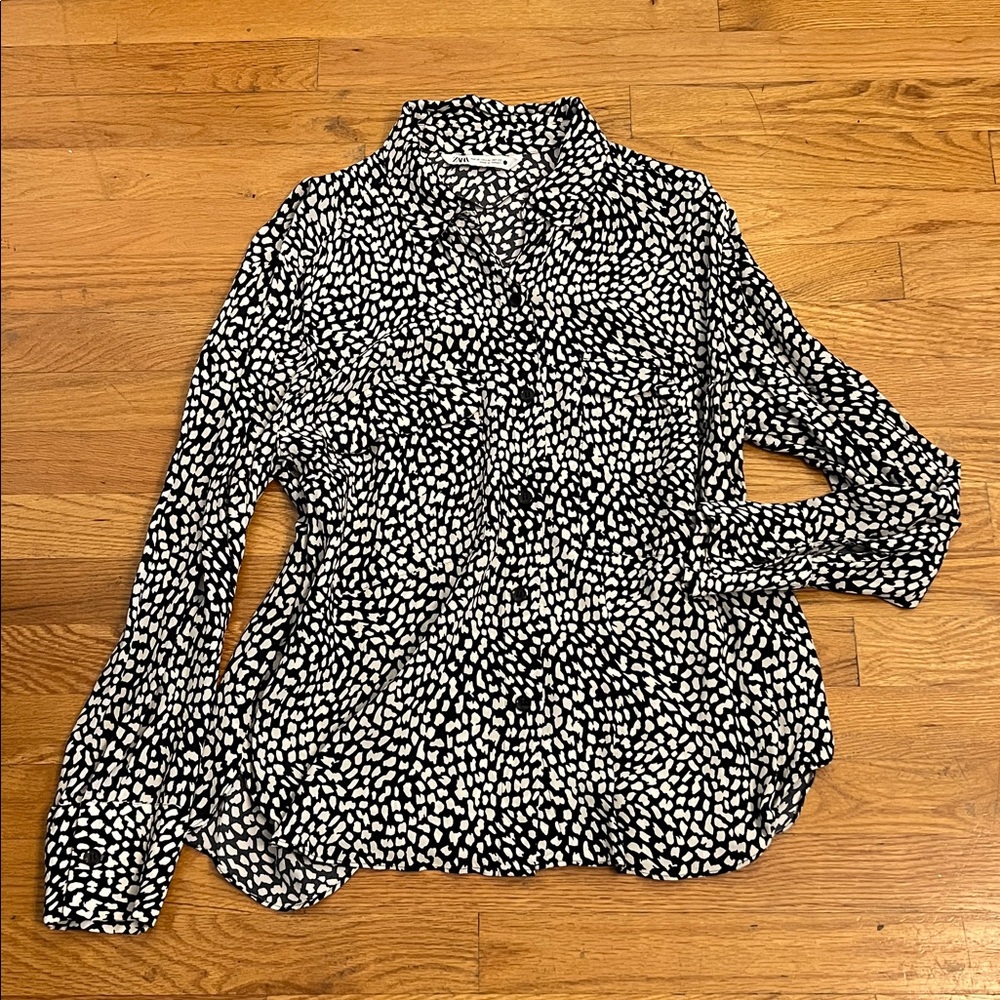 Zara Black and White Patterned Blouse